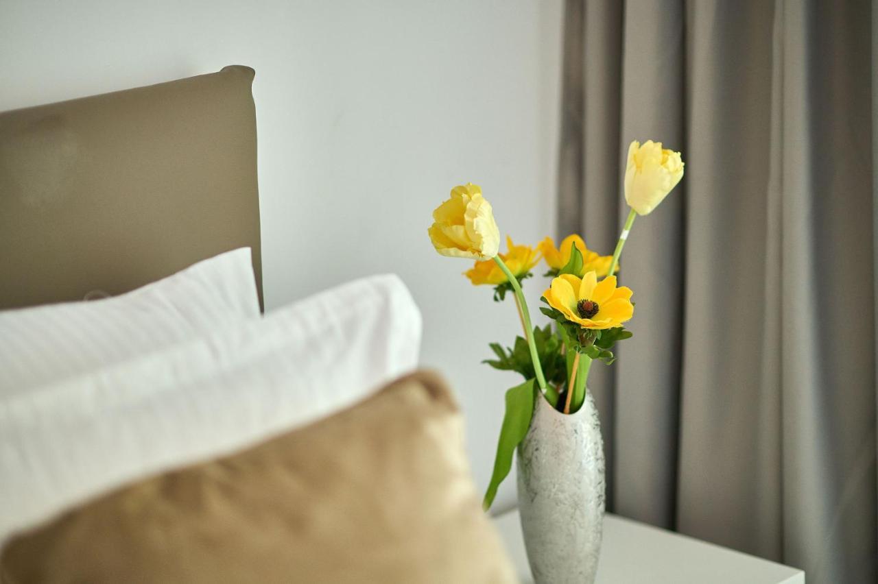 Orange Summer Apartment Spa Pools Beach Resort مامايا المظهر الخارجي الصورة